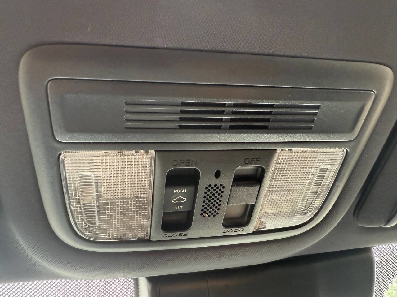 Used 2019 Honda Civic EX image 22