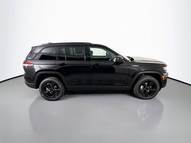 New 2025 Jeep Grand Cherokee Limited image 8
