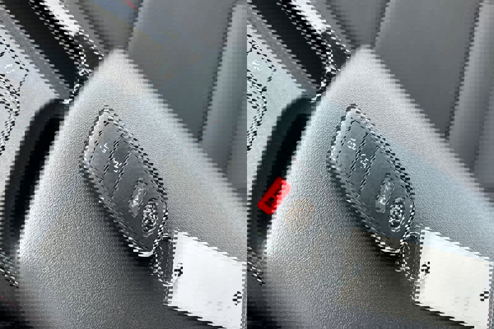 Used 2024 Toyota Prius Prime SE image 27