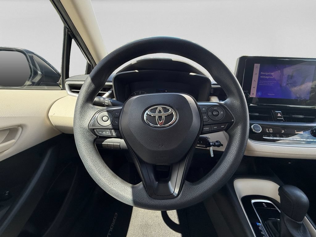 Used 2023 Toyota Corolla LE FWD image 12