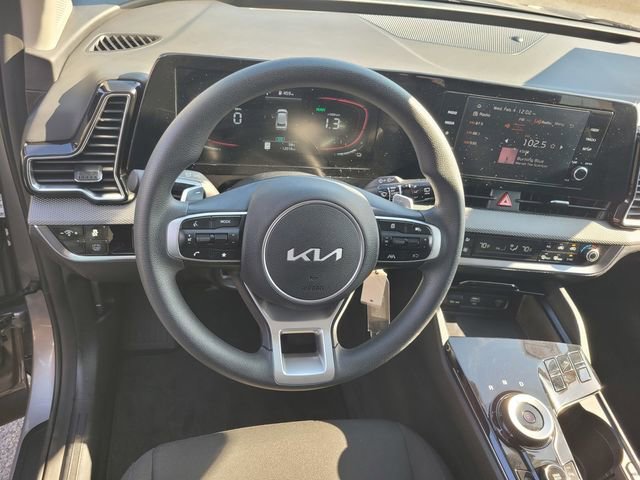 Used 2025 Kia Sportage LX image 30