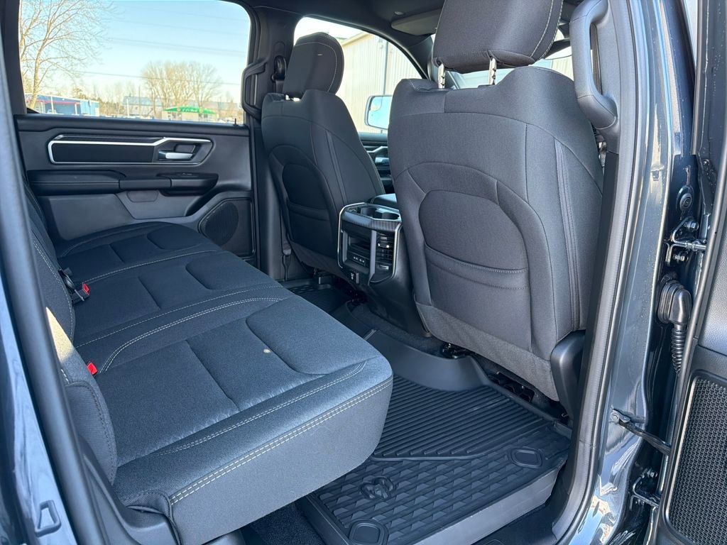 New 2026 RAM 1500 4x4 Crew Cab image 16