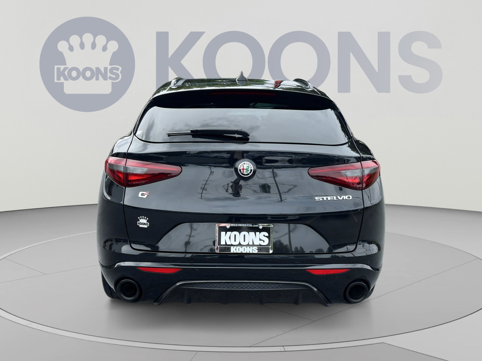 Used 2023 Alfa Romeo Stelvio Veloce AWD/4WD image 5