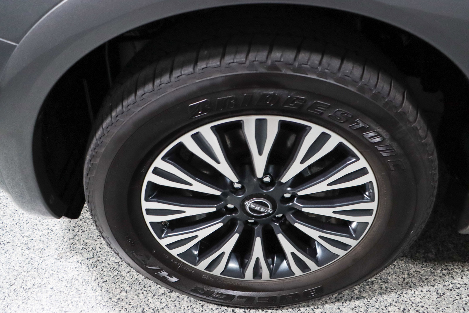 Used 2024 Nissan Armada SL w/ Midnight Edition Package image 11