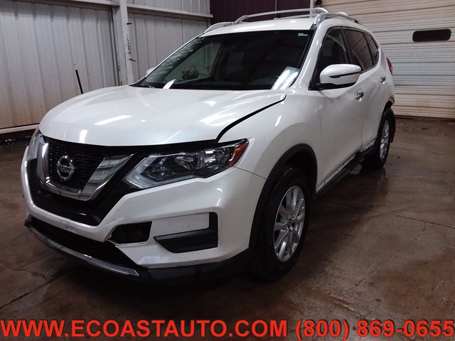 Used 2017 Nissan Rogue SV AWD/4WD image 4