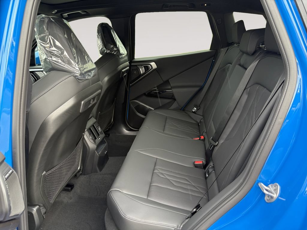 New 2026 BMW X3 xDrive30i w/ Premium Package AWD/4WD image 13