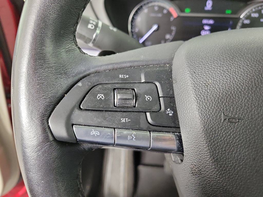 Used 2023 Cadillac XT4 Luxury w/ Driver Awareness Package FWD image 23