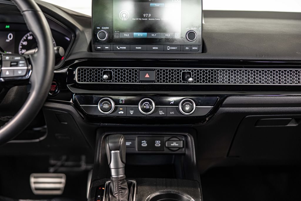 Used 2025 Honda Civic Sport image 34
