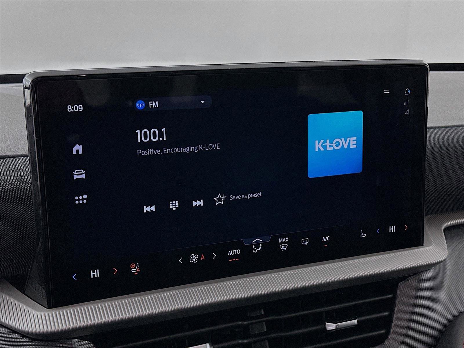 New 2026 Ford Explorer ST-Line w/ ST-Line Street Pack image 14