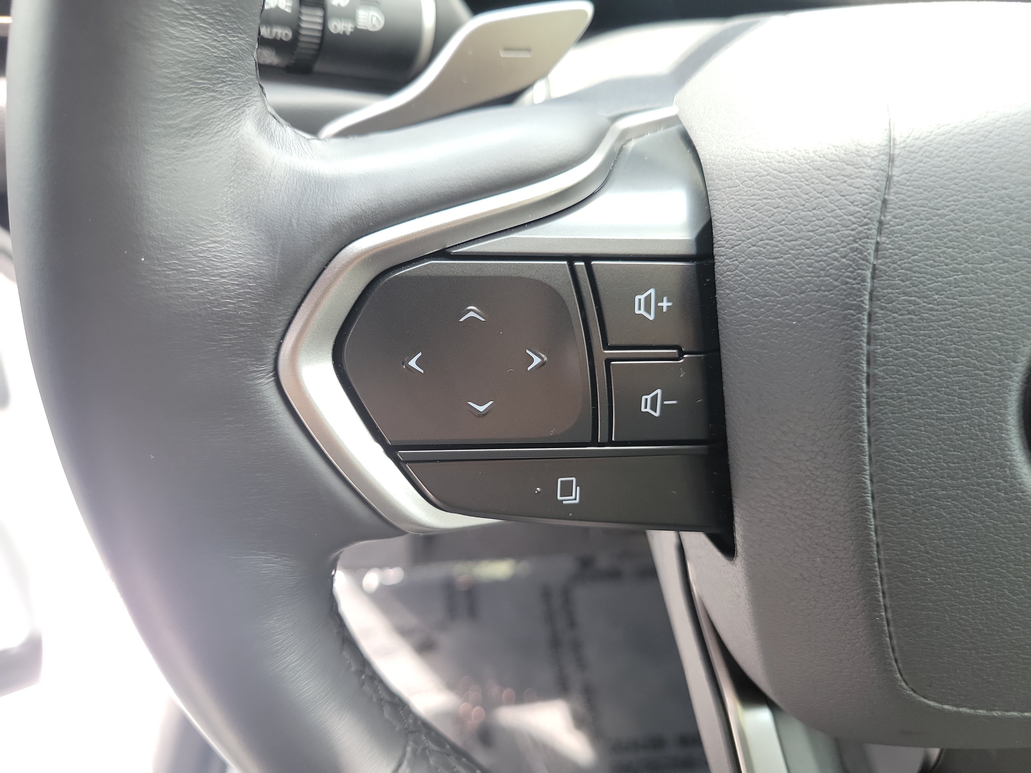 Used 2025 Lexus NX 350h AWD w/ Accessory Package (2T) image 28
