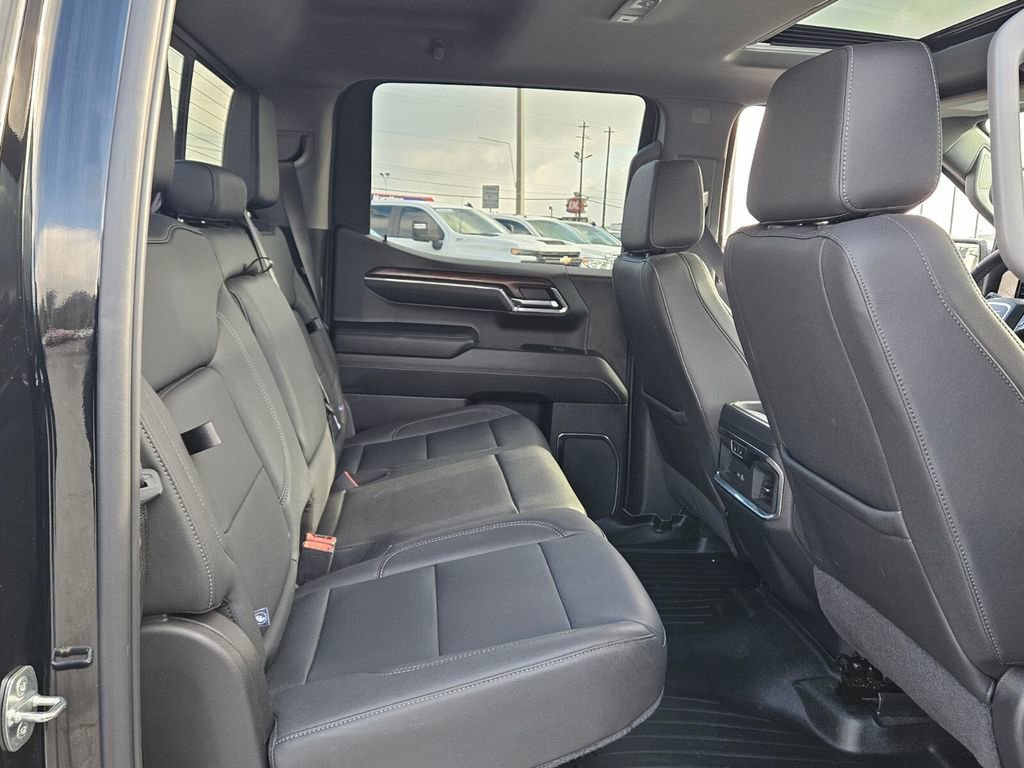 Used 2024 GMC Sierra 1500 SLT w/ SLT Premium Plus Package image 13