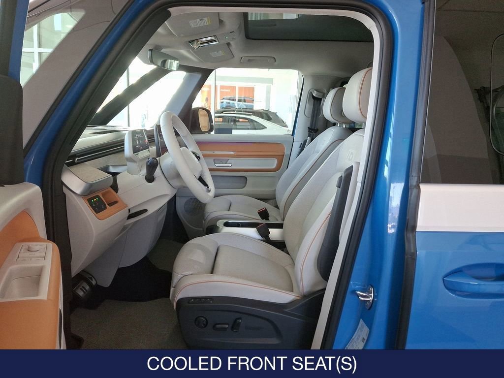 New 2025 Volkswagen ID. Buzz 1st Edition image 13