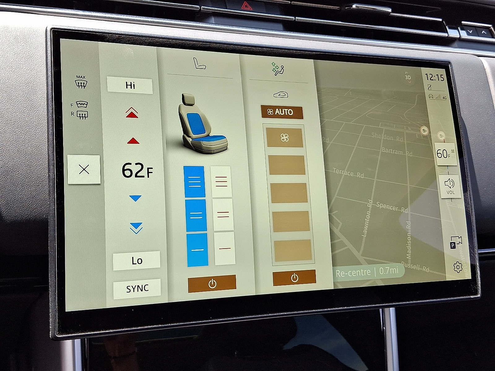 Certified 2024 Land Rover Range Rover Long Wheelbase SE image 17