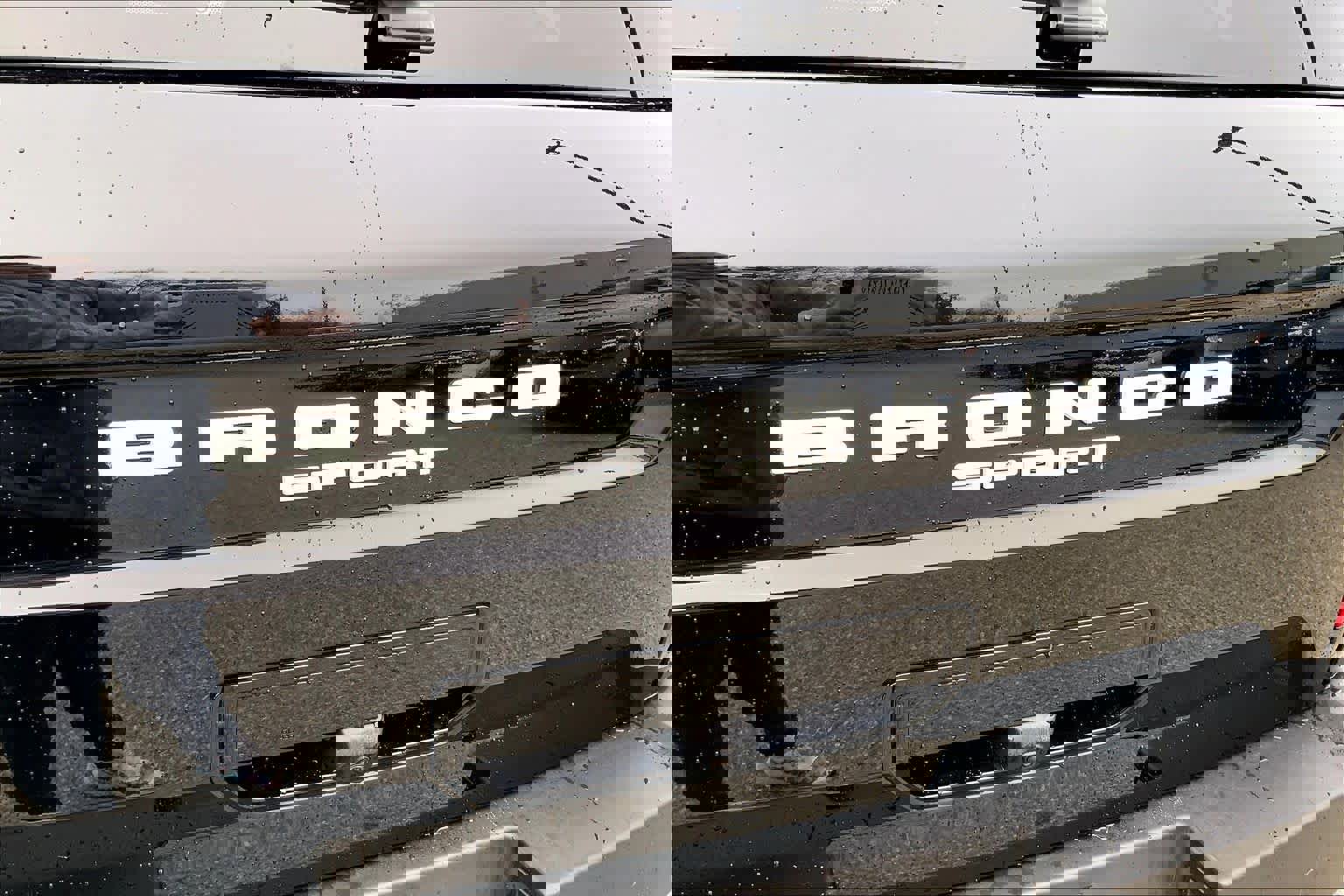 Used 2024 Ford Bronco Sport Outer Banks w/ Tech Package image 10