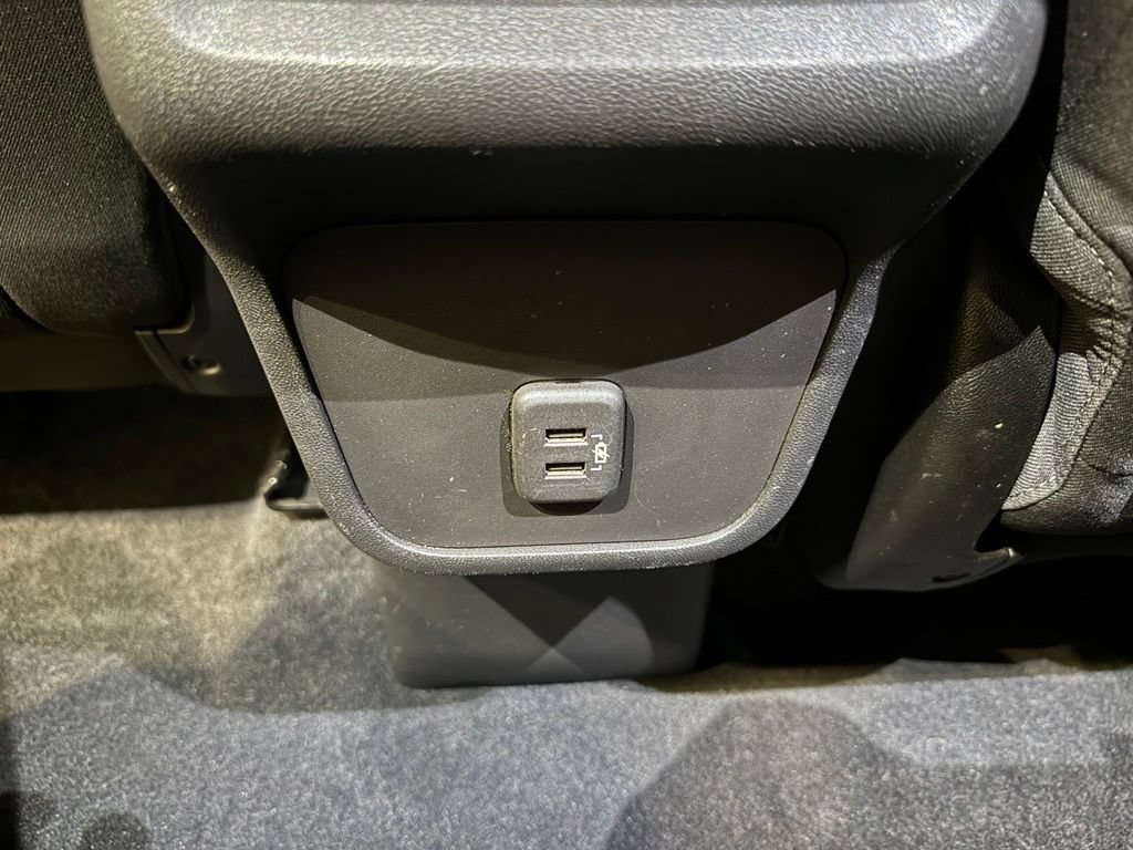 Used 2021 GMC Terrain SLE FWD image 25