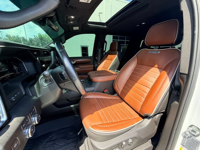 Used 2024 GMC Sierra 3500 Denali Ultimate AWD/4WD image 15