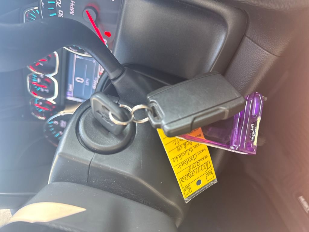 Used 2018 Chevrolet Silverado 1500 LT w/ All Star Edition image 29