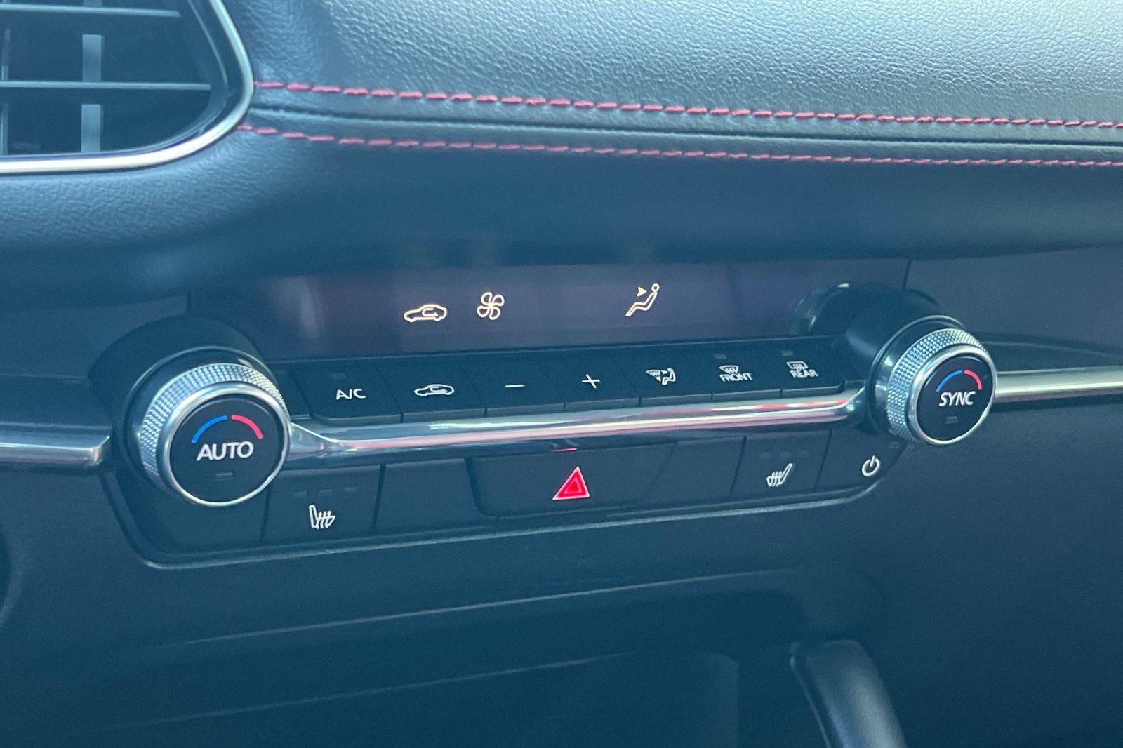 Used 2024 MAZDA MAZDA3 s image 20