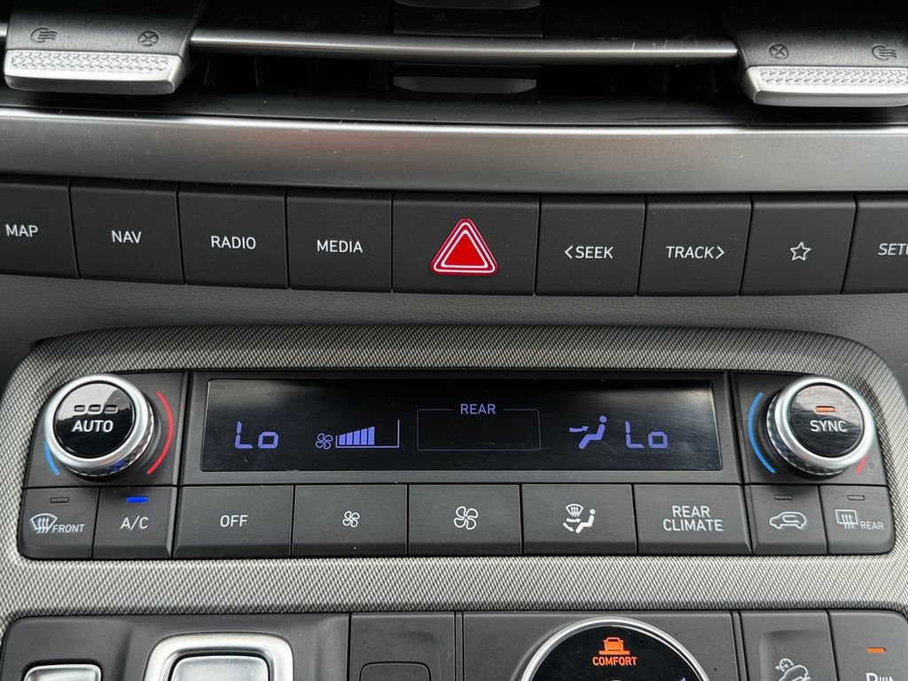 Used 2024 Hyundai Palisade SEL AWD/4WD image 18