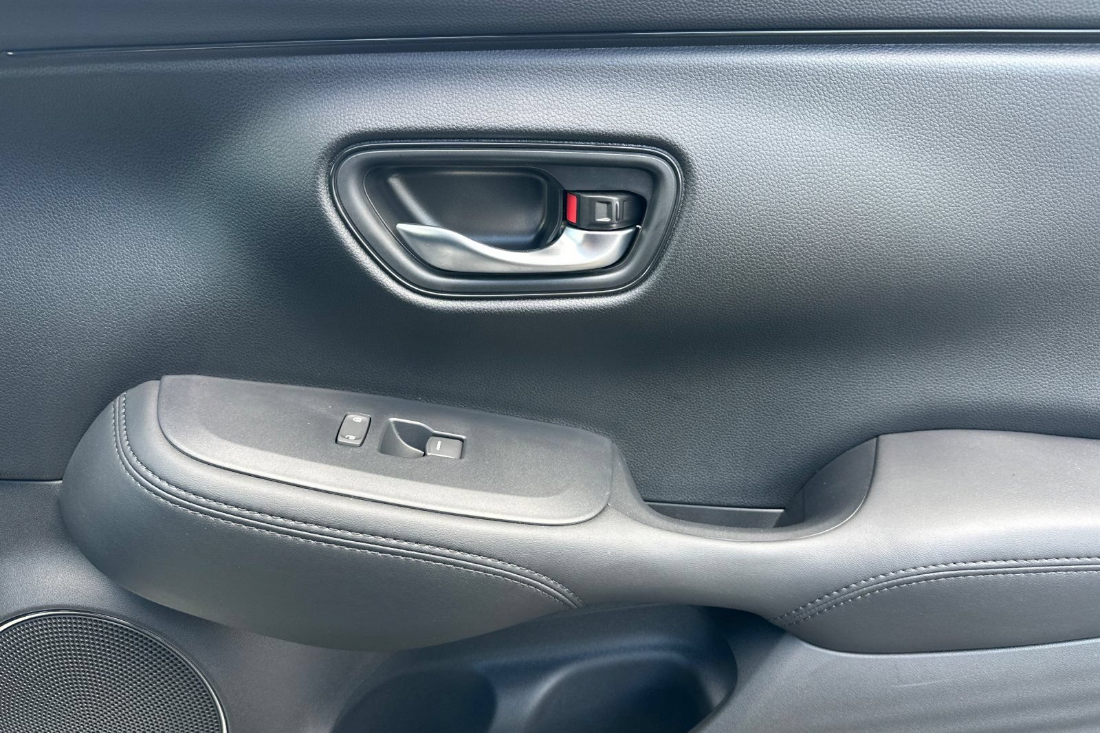 New 2027 Honda HR-V LX image 18