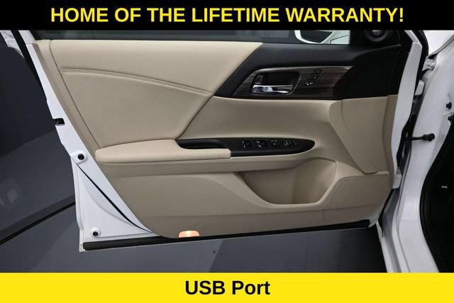 Used 2017 Honda Accord EX-L image 11