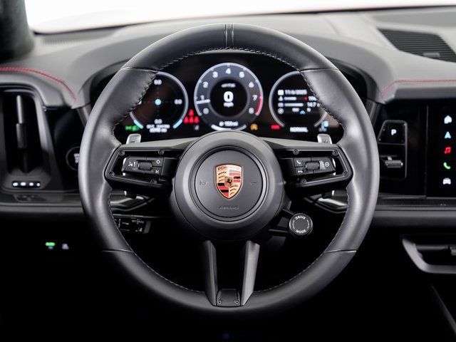Used 2025 Porsche Cayenne GTS image 13