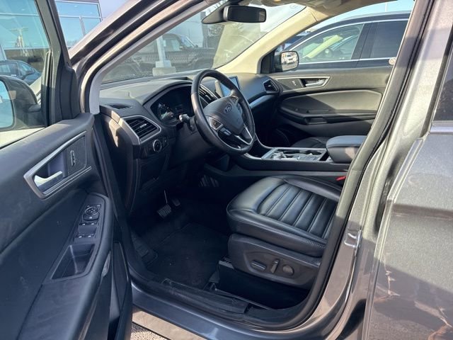 Used 2024 Ford Edge SEL image 9