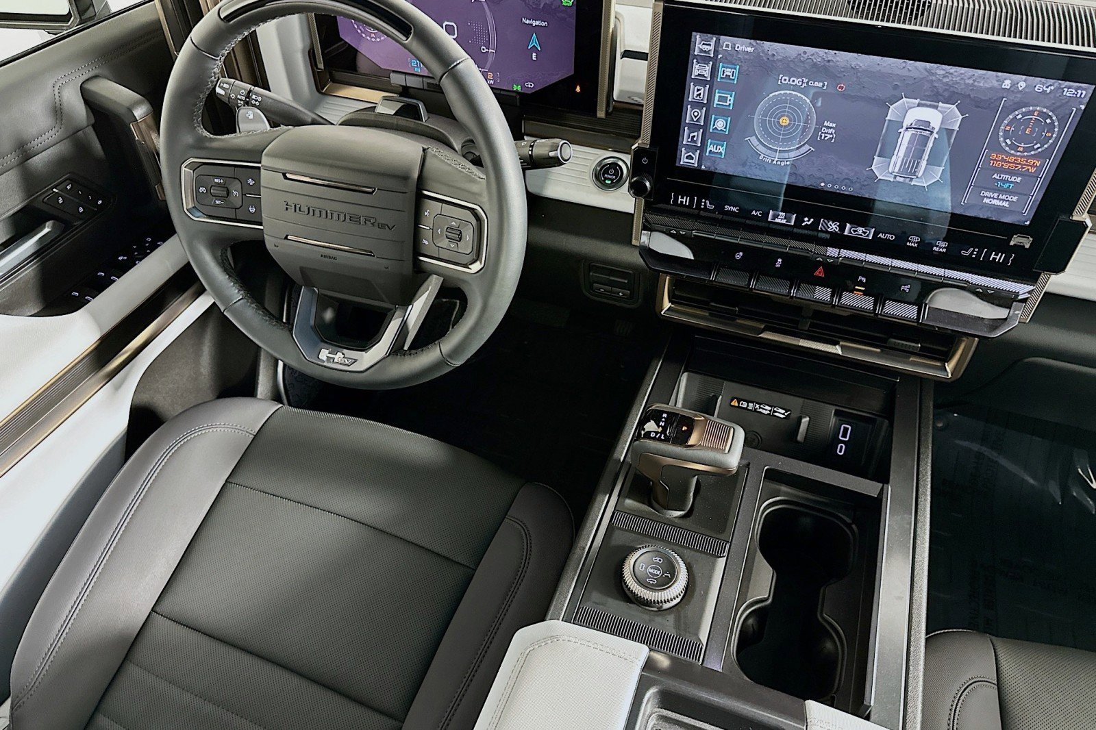 Used 2025 GMC Hummer EV 3X w/ LPO, Cargo Utility Package image 6