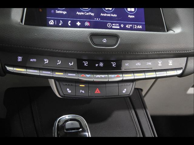 Certified 2023 Cadillac XT4 Luxury w/ Cold Weather Package image 15