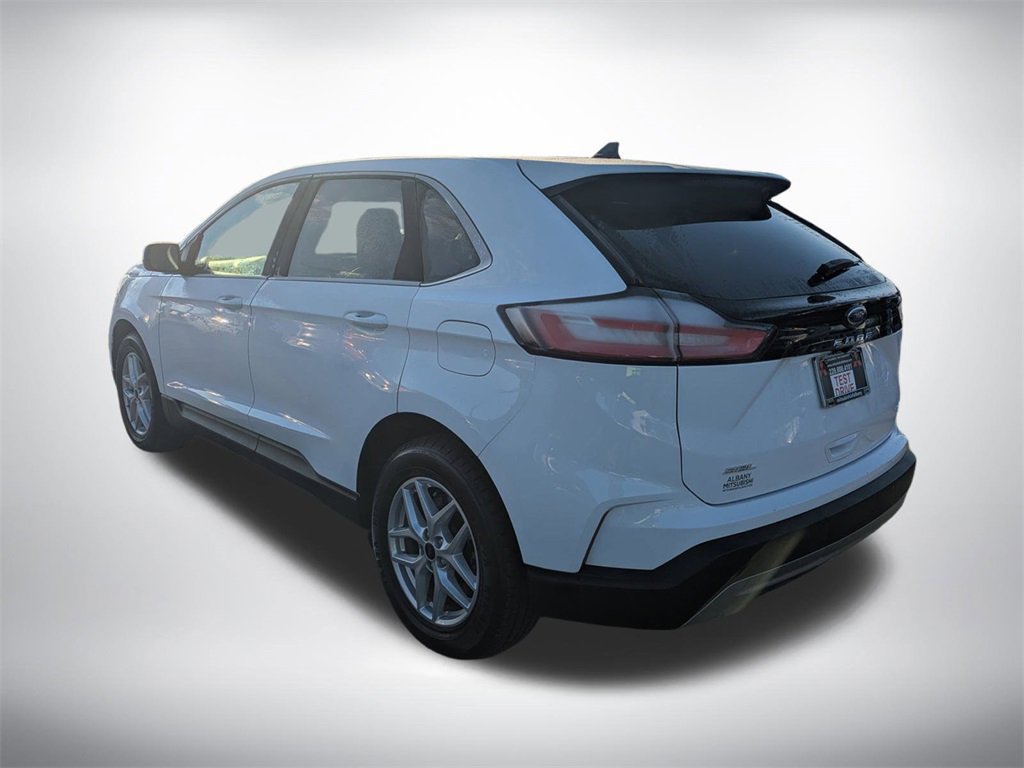 Used 2024 Ford Edge SEL image 5