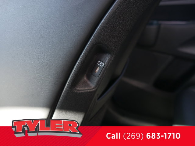 Used 2025 Kia Sorento S w/ Panoramic Sunroof Package AWD/4WD image 40