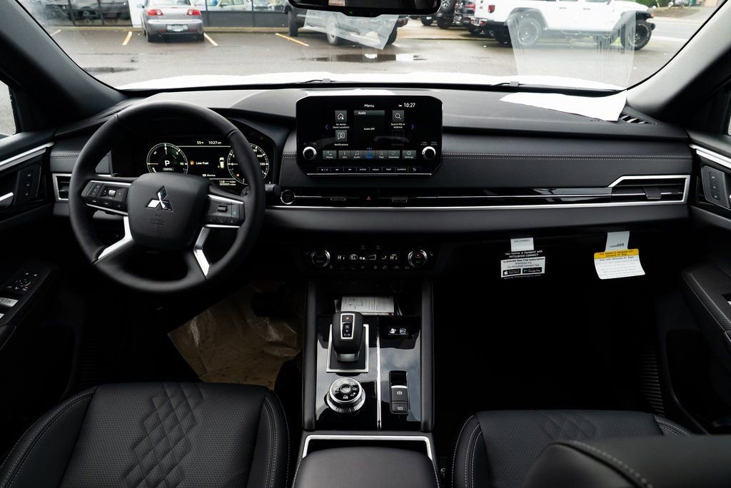 New 2025 Mitsubishi Outlander SEL Black Edition AWD/4WD image 8