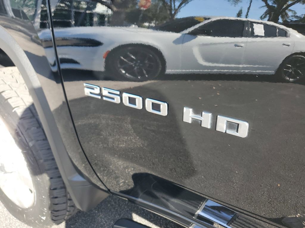 Certified 2022 Chevrolet Silverado 2500 LTZ w/ LTZ Plus Package image 29