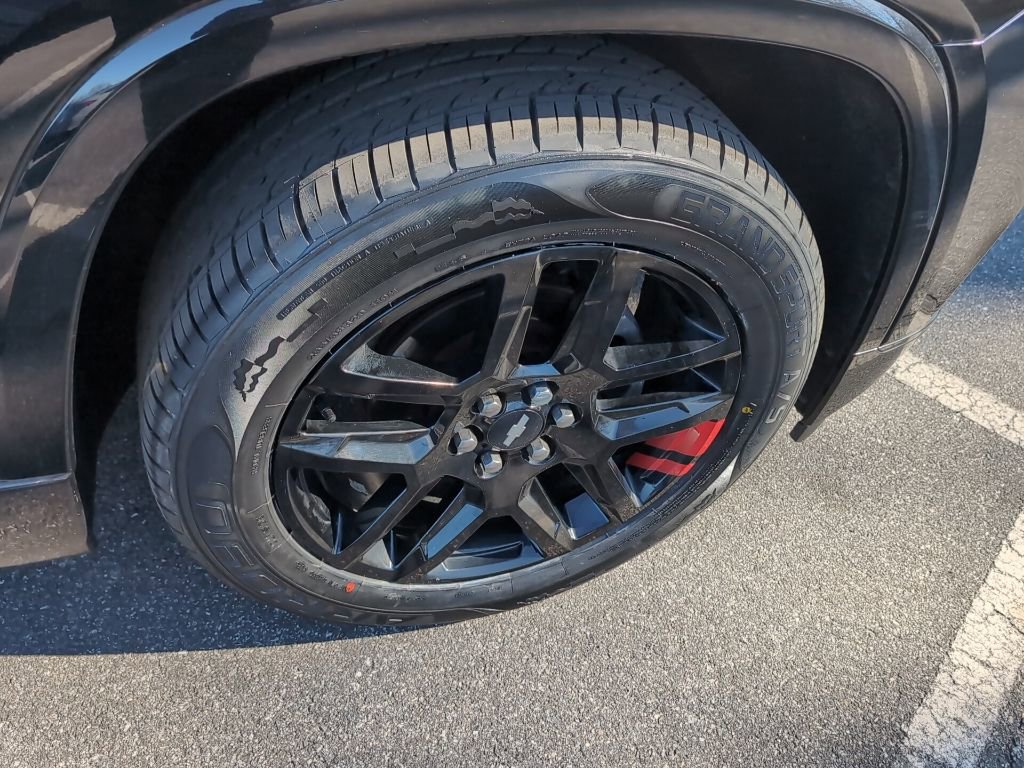 Used 2020 Chevrolet Traverse Premier w/ Redline Edition image 9