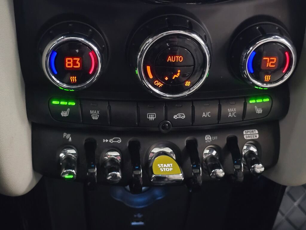 Used 2023 MINI Cooper SE image 42