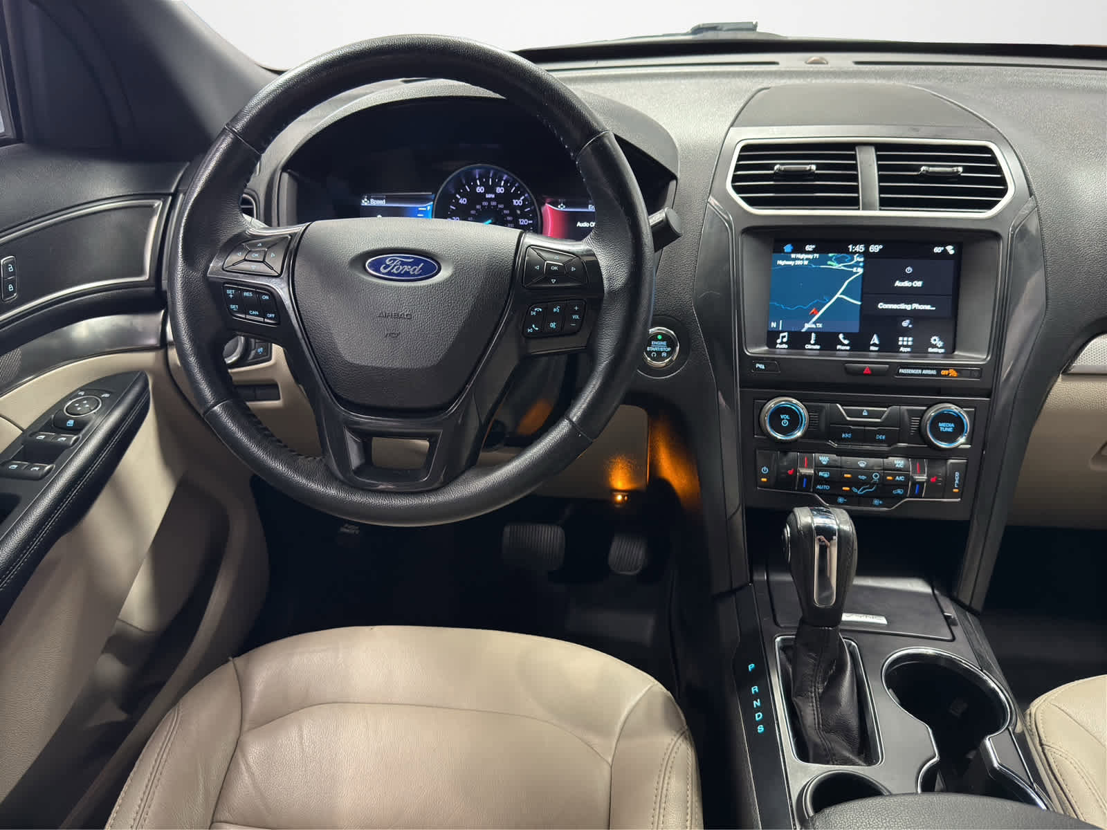 Used 2018 Ford Explorer XLT w/ Equipment Group 202A image 16