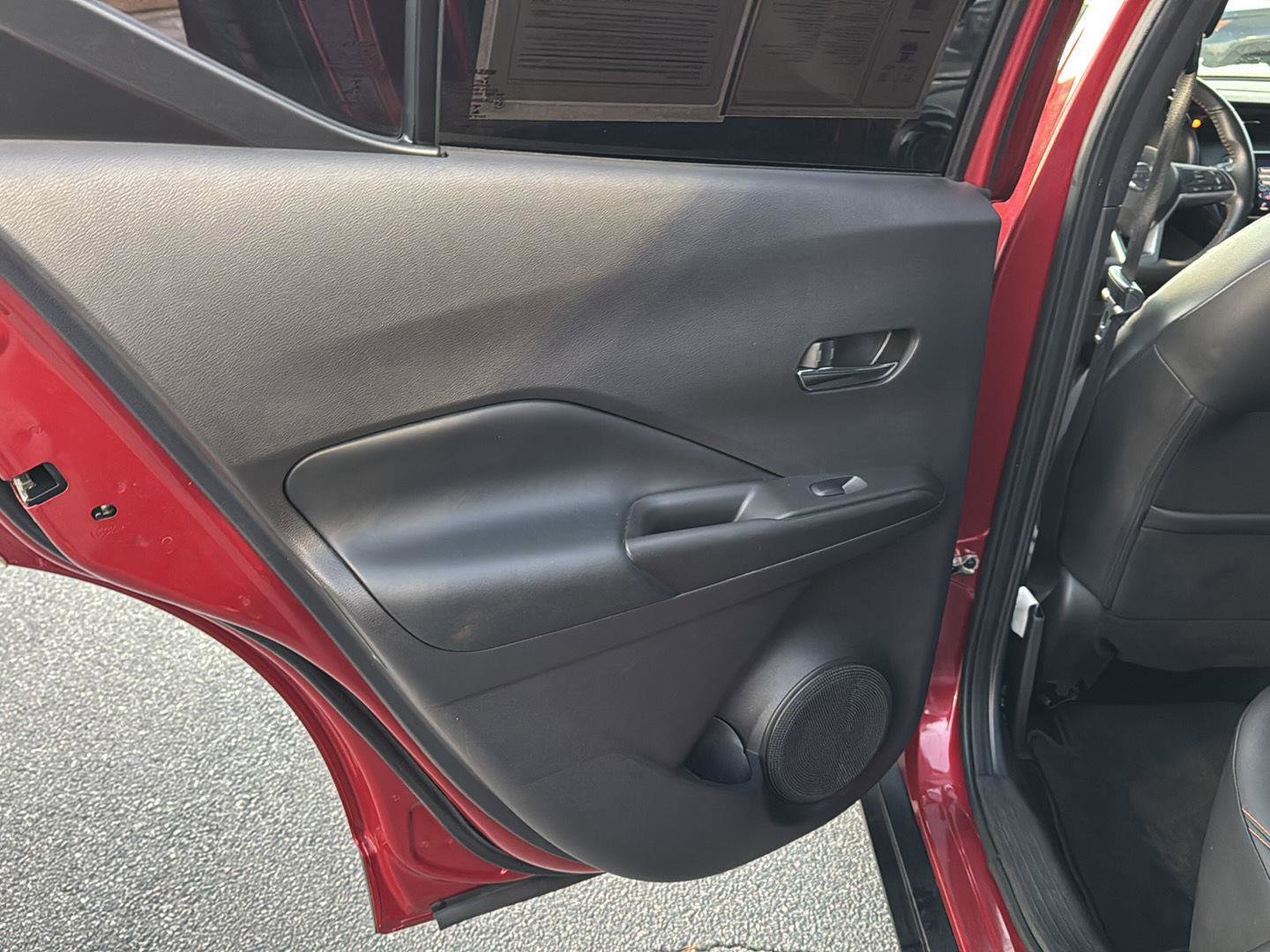 Used 2020 Nissan Kicks SR w/ SR Premium Package image 15