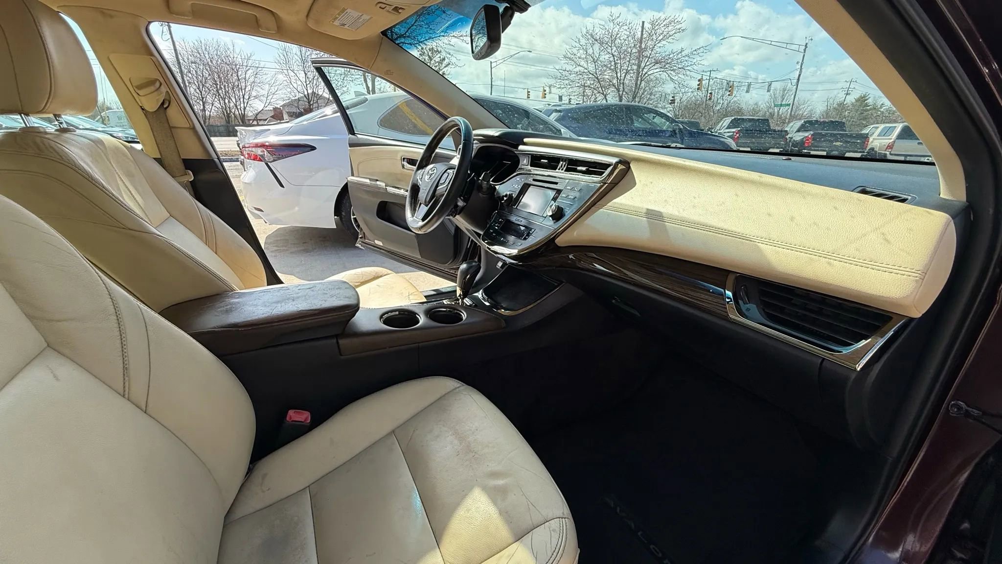 Used 2014 Toyota Avalon XLE Touring FWD image 7