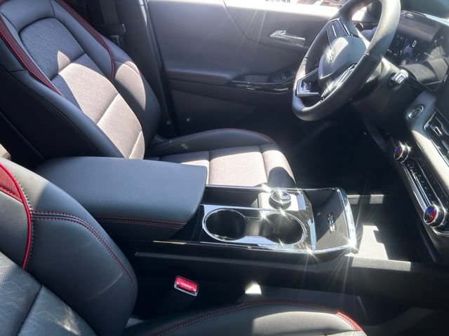 New 2027 Chevrolet Equinox RS w/ Convenience Package III AWD/4WD image 19