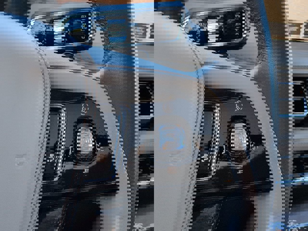 Certified 2022 Lincoln Aviator Reserve w/ Equipment Group 201A image 26