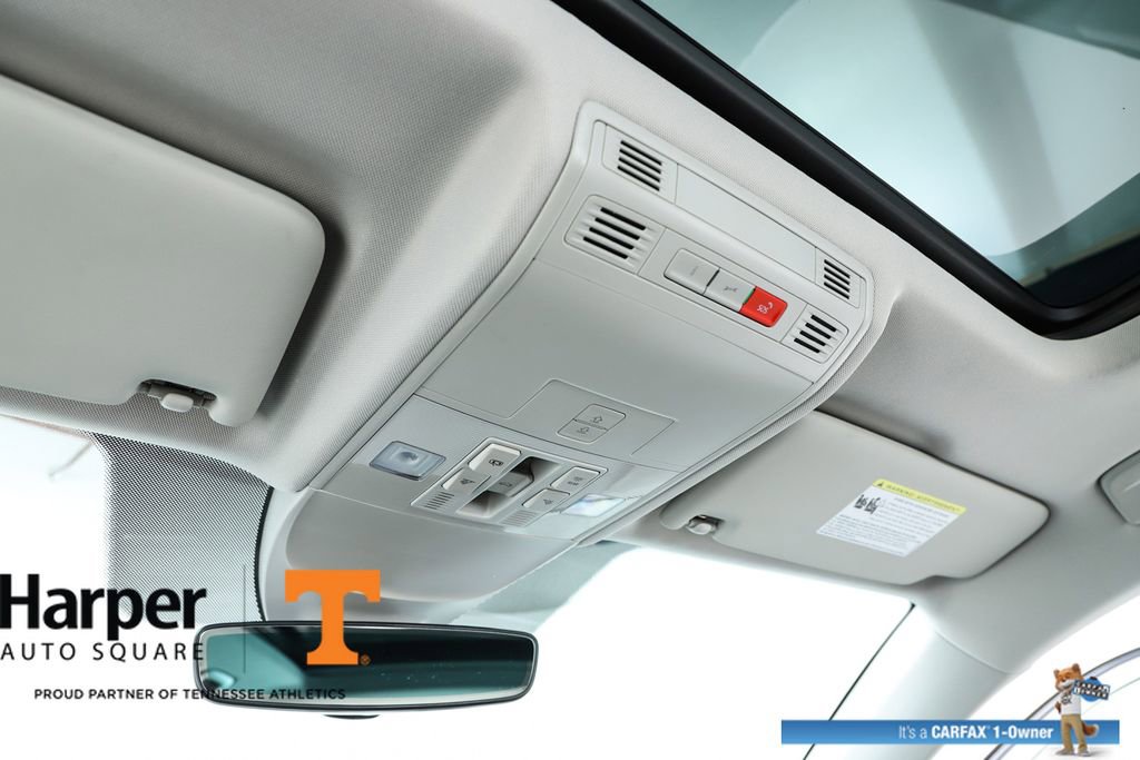 Used 2025 Volkswagen Taos SE image 64