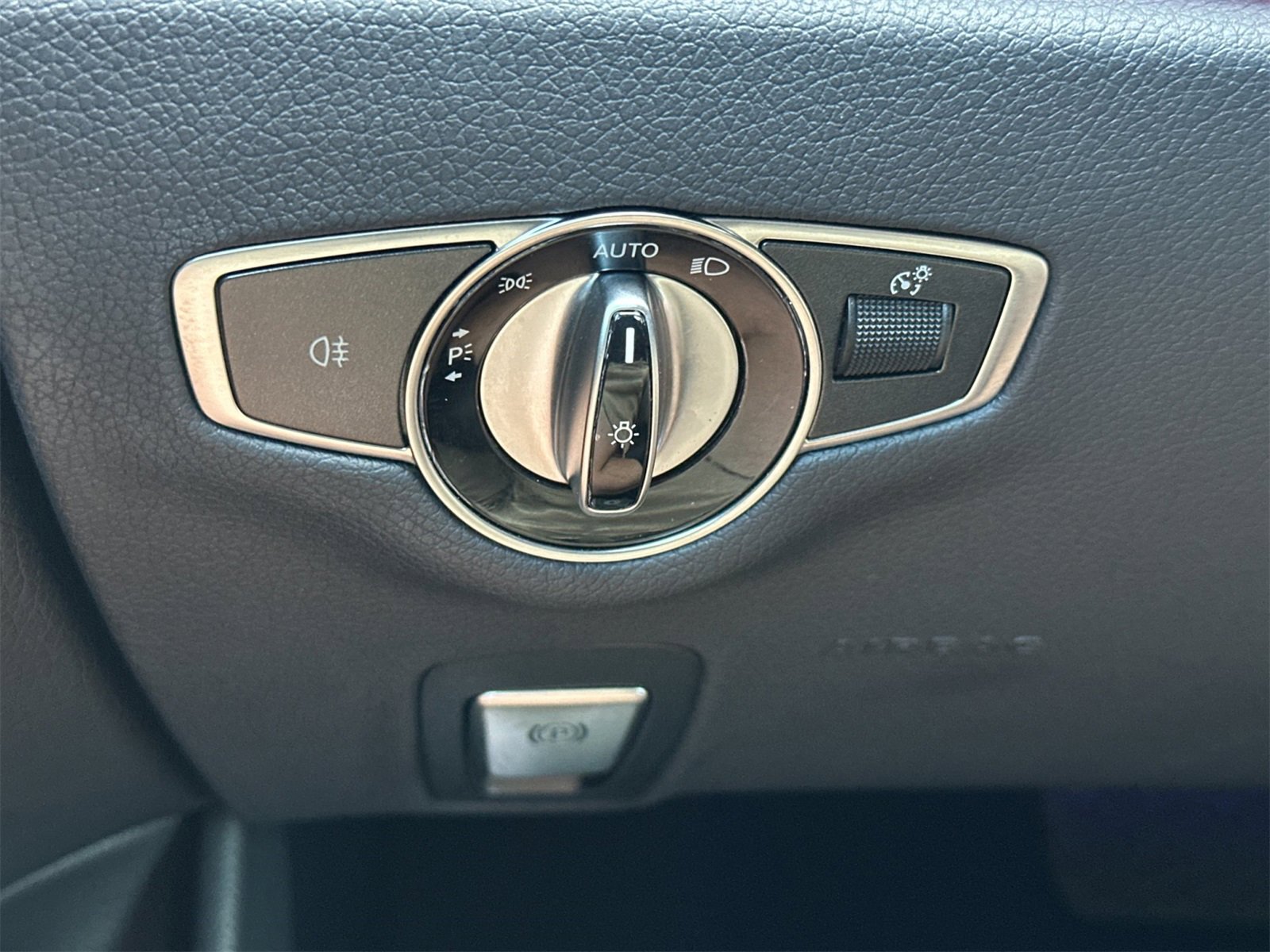 Certified 2023 Mercedes-Benz E 350 4MATIC Sedan image 32