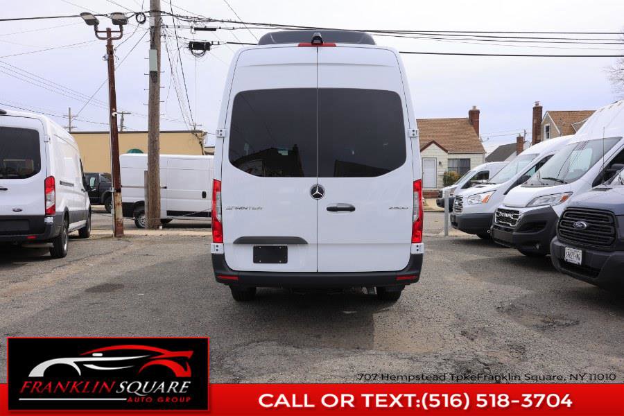 Used 2025 Mercedes-Benz Sprinter 2500 image 5
