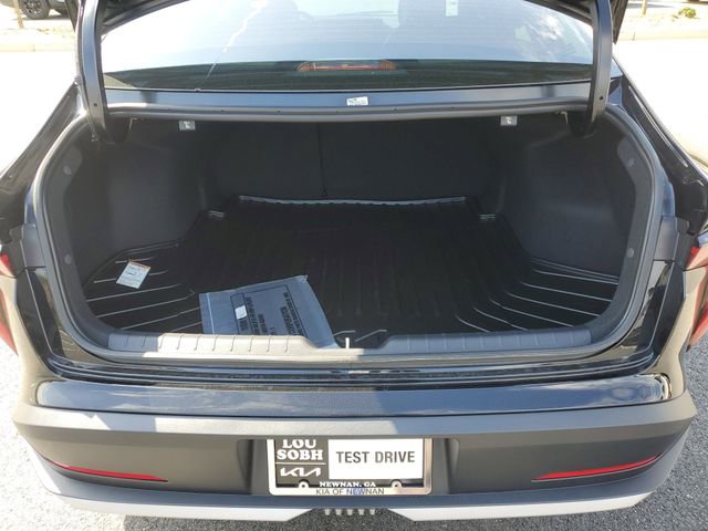 New 2026 Kia K4 LXS image 9