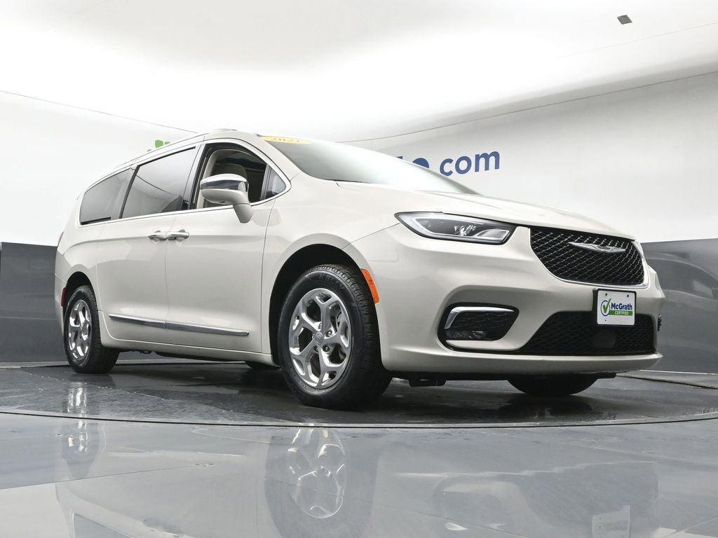 Used 2021 Chrysler Pacifica Limited image 27