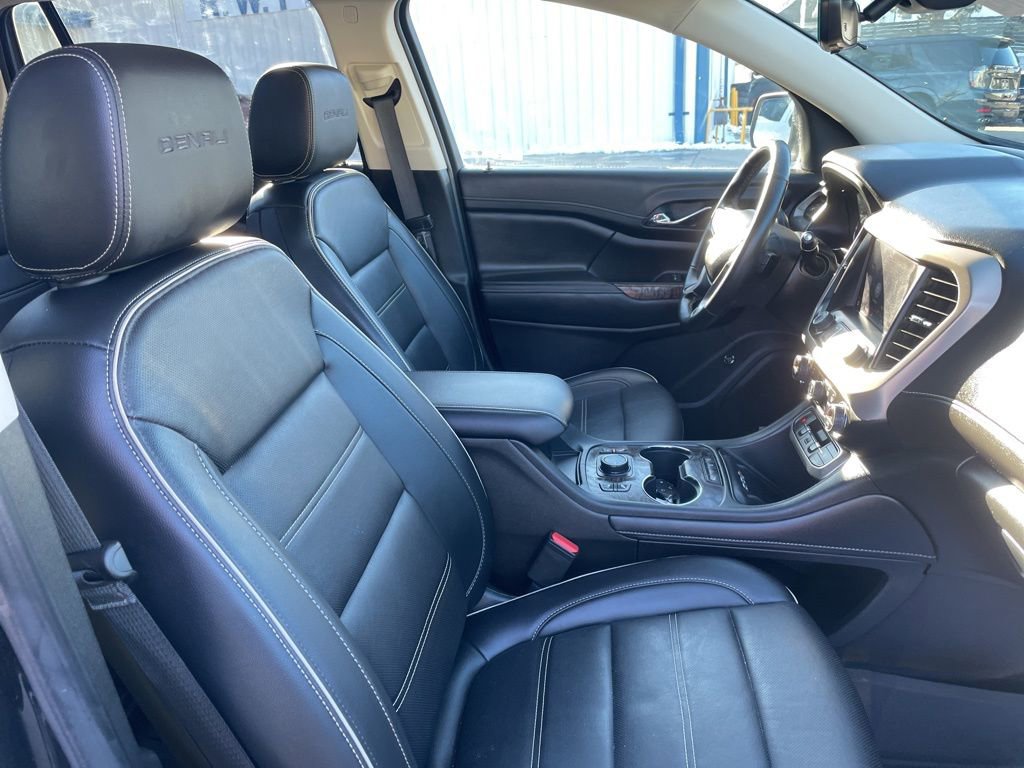 Used 2023 GMC Acadia Denali w/ Denali Ultimate Package image 22