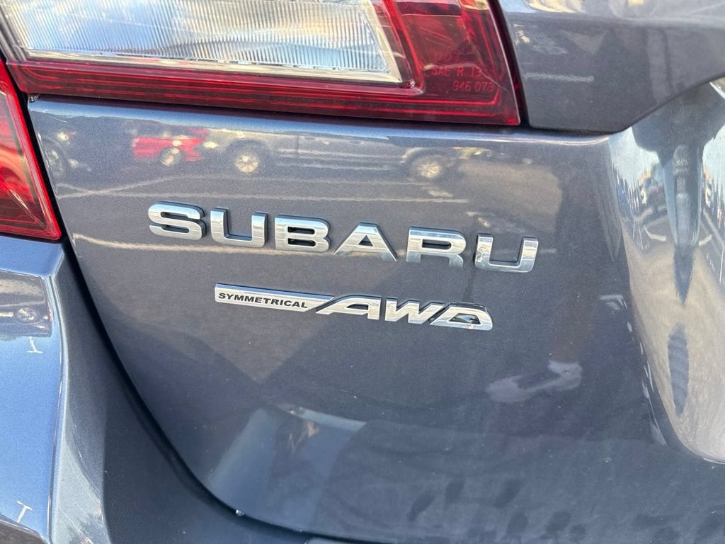 Used 2017 Subaru Outback 2.5i Limited AWD/4WD image 5