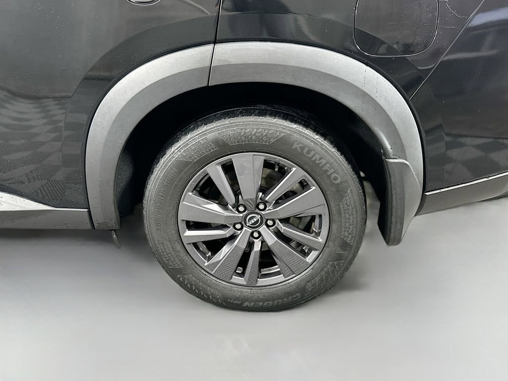 Used 2022 Nissan Pathfinder SV w/ SV Black Package image 32