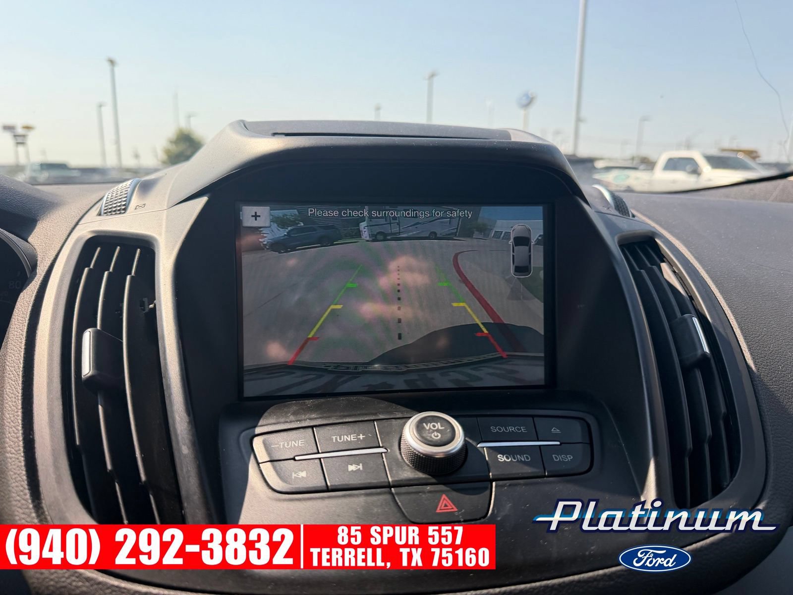 Used 2017 Ford Escape SE w/ SE Leather Comfort Package FWD image 17