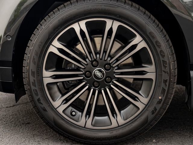 New 2026 Land Rover Range Rover Evoque Dynamic SE AWD/4WD image 11